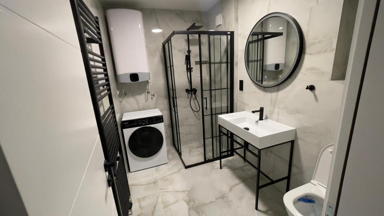 Ferienwohnung Apartman Lux Zepce Exterior foto