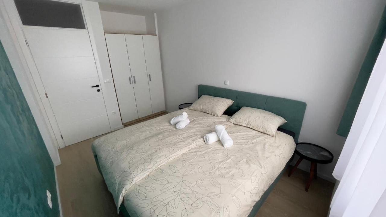 Ferienwohnung Apartman Lux Zepce Exterior foto